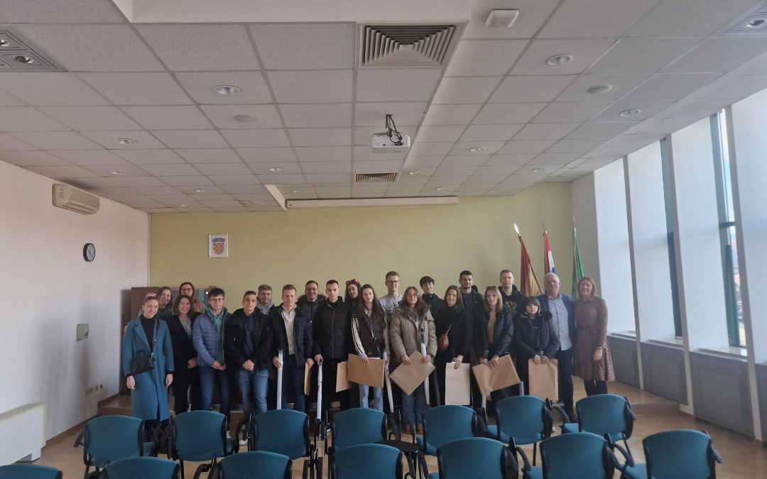 Potpisani Ugovori s novim stipendistima za akademsku godinu 2023./2024.